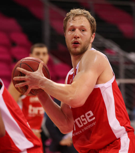 在商业化高 在商业化高