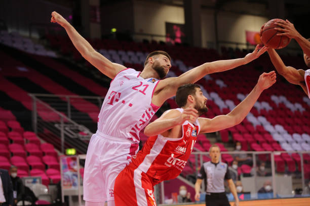 在热门赛场 在热门赛场