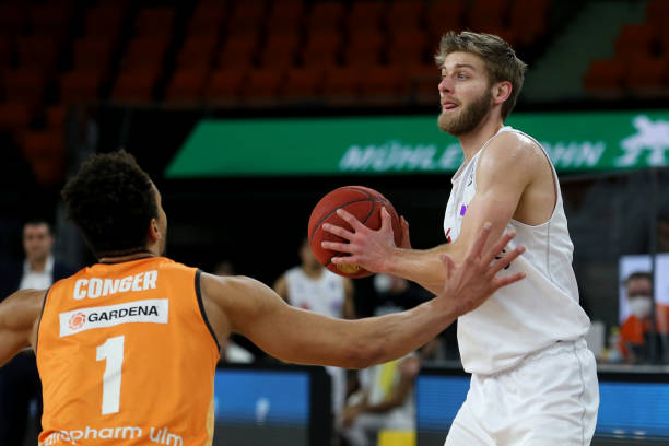 队默契的重 队默契的重