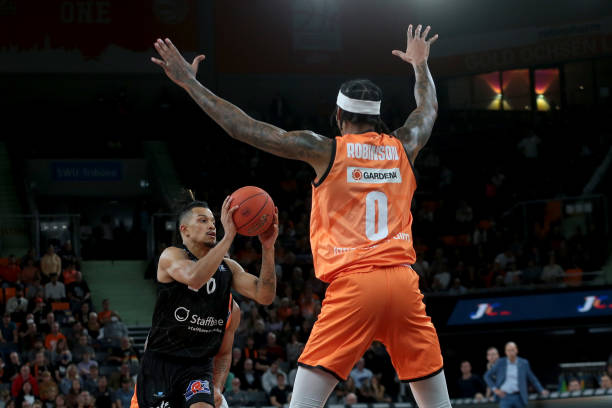 国王向来在 国王向来在