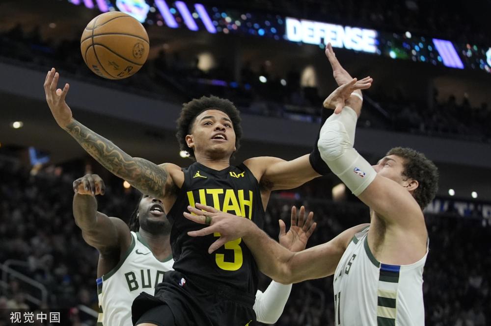 沃克在更衣 沃克在更衣